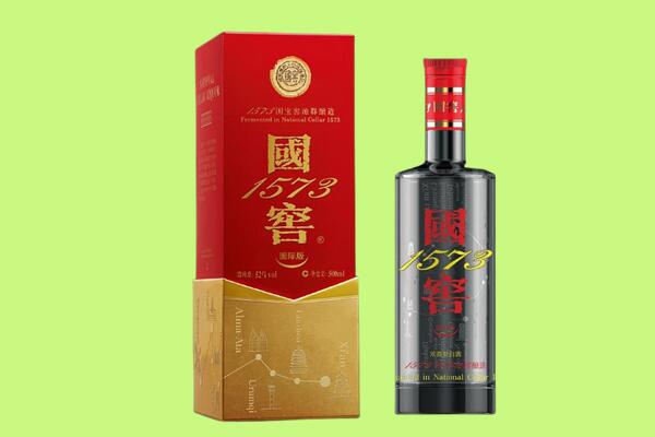 常德武陵区回收国窖1573.jpg